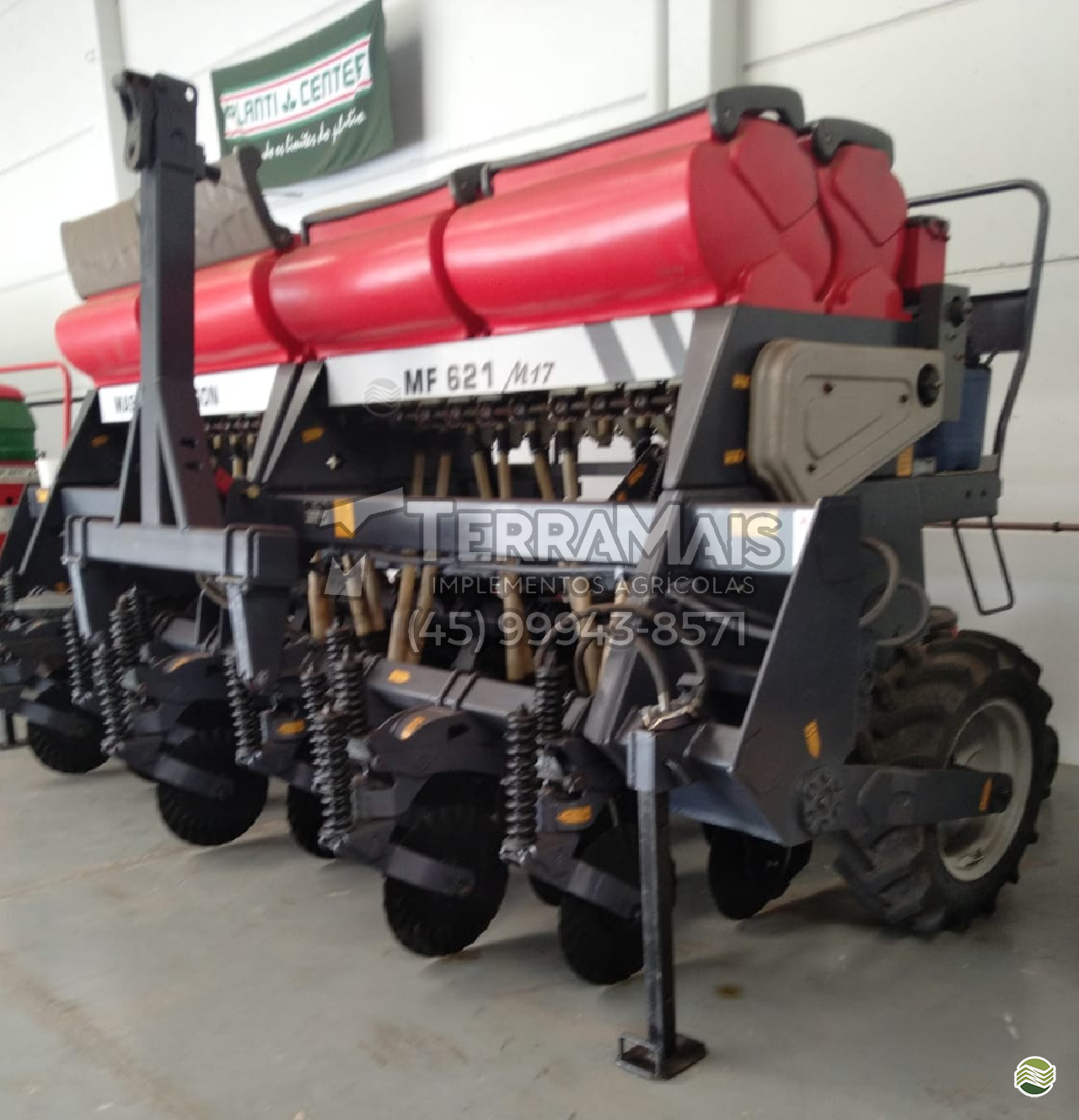 PLANTADEIRA MASSEY FERGUSON MF 621 Terra Mais Implementos Agrícolas TOLEDO PARANÁ PR